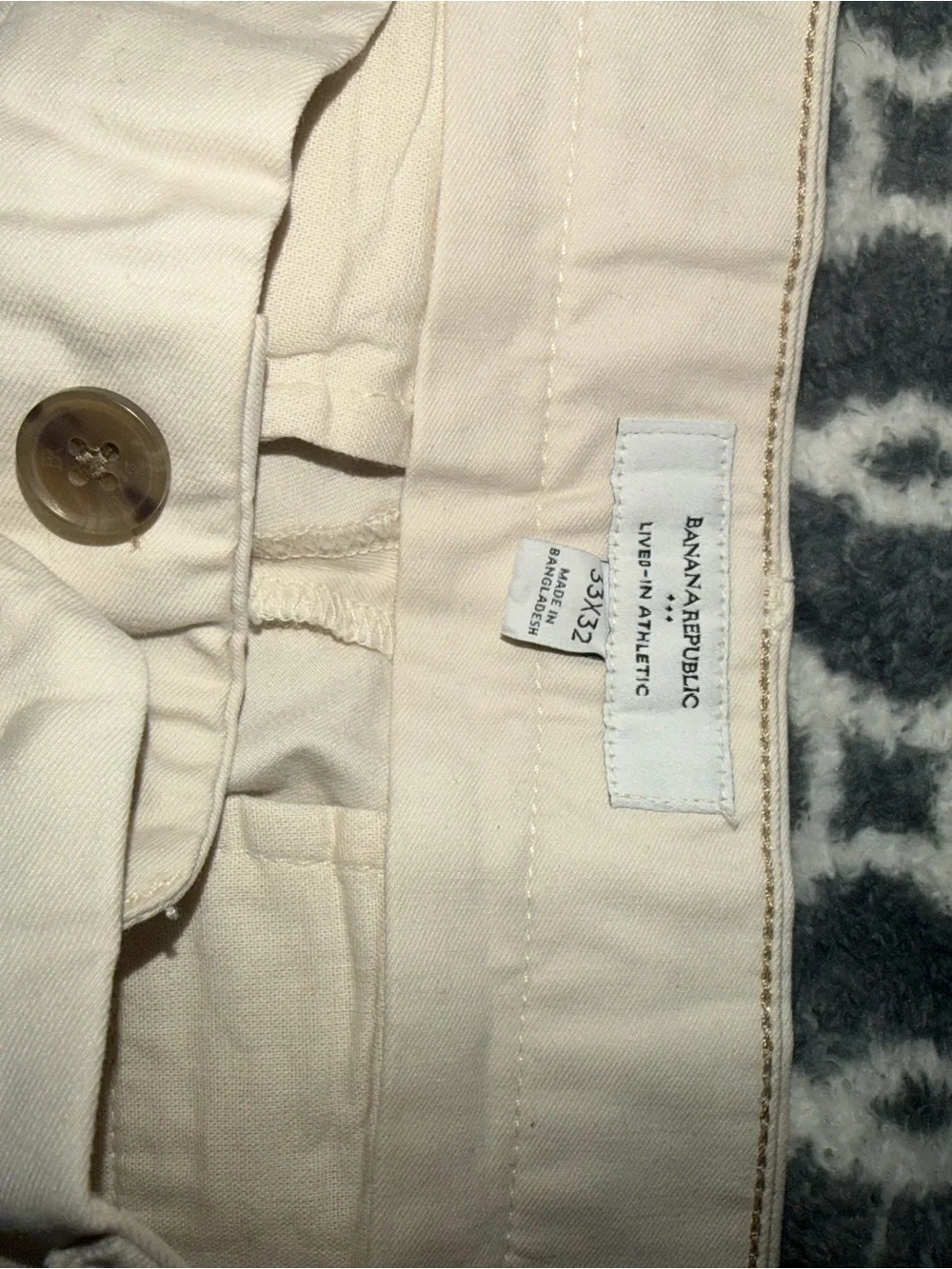 Banana Republic crisp white